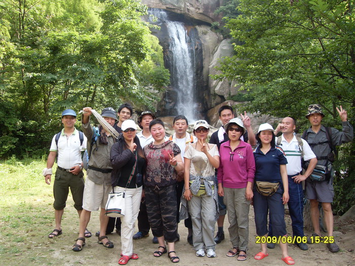 [天台驴友俱乐部]活动之____戏水石桥坑