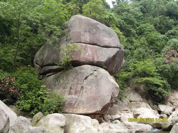 [天台驴友俱乐部]活动之____戏水石桥坑