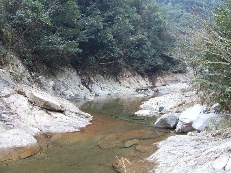 激情穿越湫水大峡谷