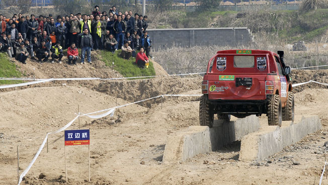 中国天台山汽车场地越野车王争霸赛