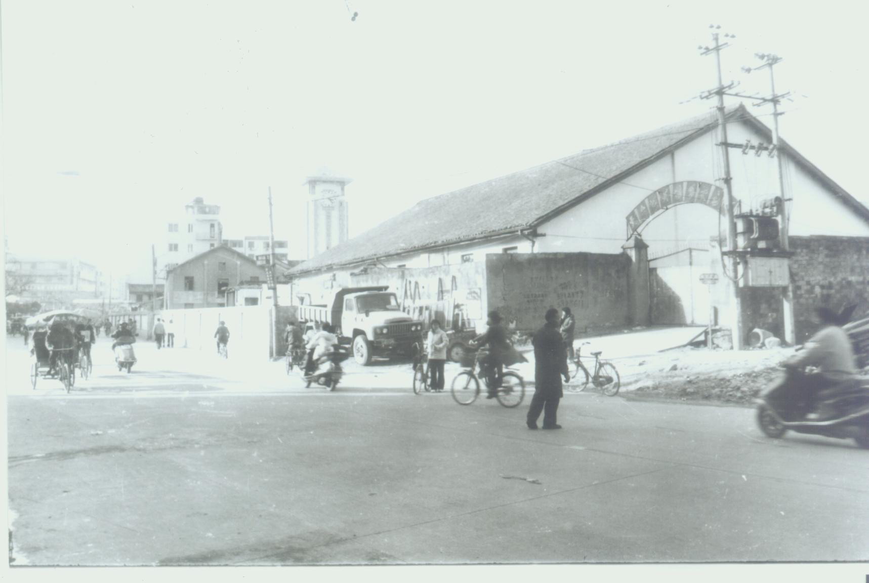 人民东路米厂门口.JPG
