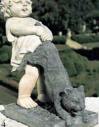 1157118028_statue3.jpg