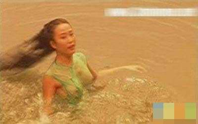 何雨在《燕子李三》透点.jpg