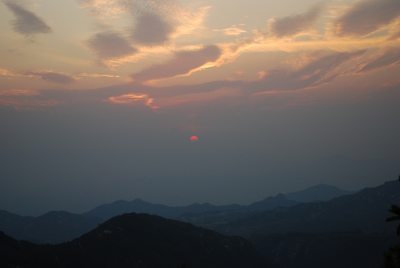 夕阳.jpg