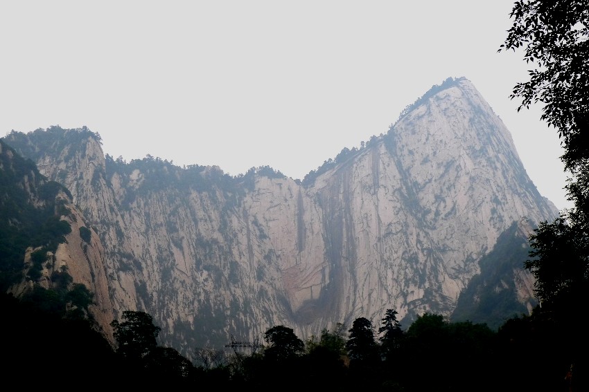 远看华山西峰