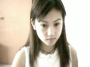 请大家把自己知道的济聊的论坛的美女都说出来嘛！（女士勿进啊。要不然肯定想砍死我）~哈~~~~~~