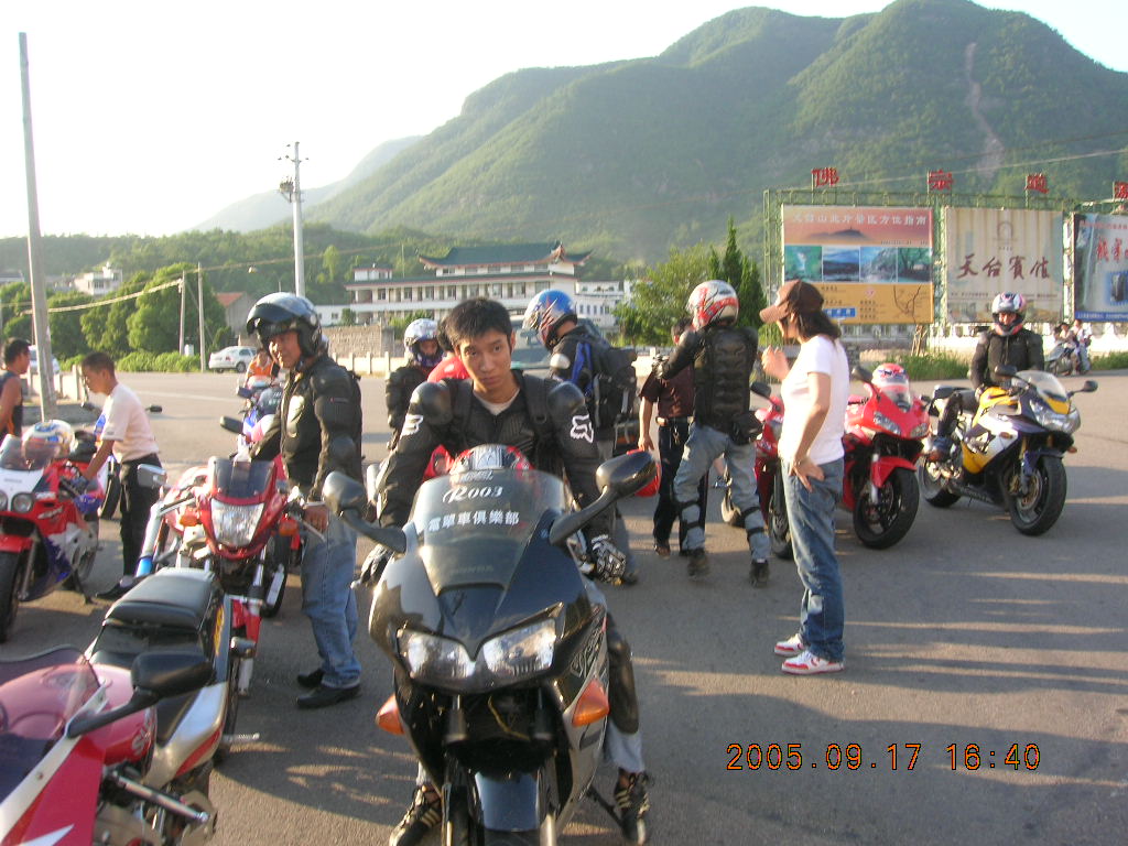 天台的跑车聚会!!!