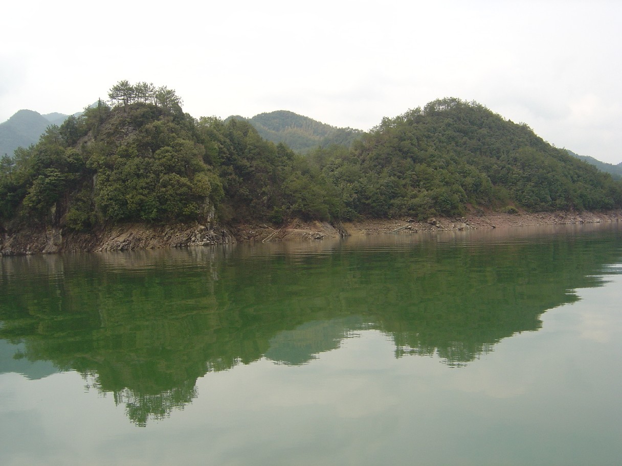 寒山湖龙溪之行片断