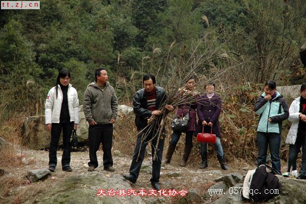 元旦九龙潭烧烤活动照片