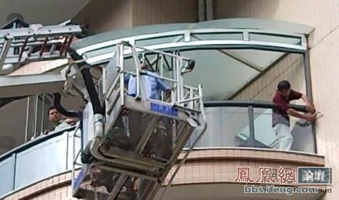 台州惊现最牛“装修消防云梯”(图)